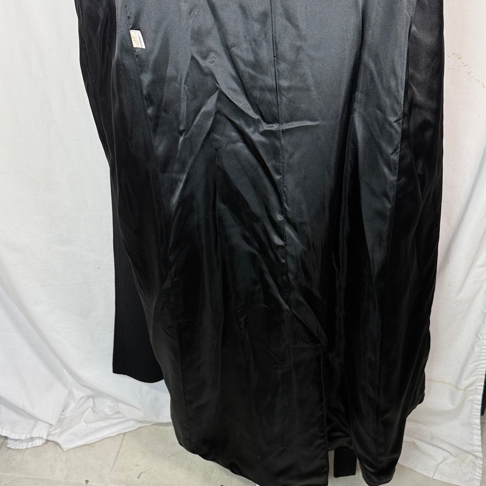 Elegant Women’s Cashmere Wrap Coat - Picture 7 of 11